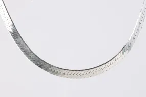 17.5" 925 Silver Herringbone Chain Necklace (19.63g.)