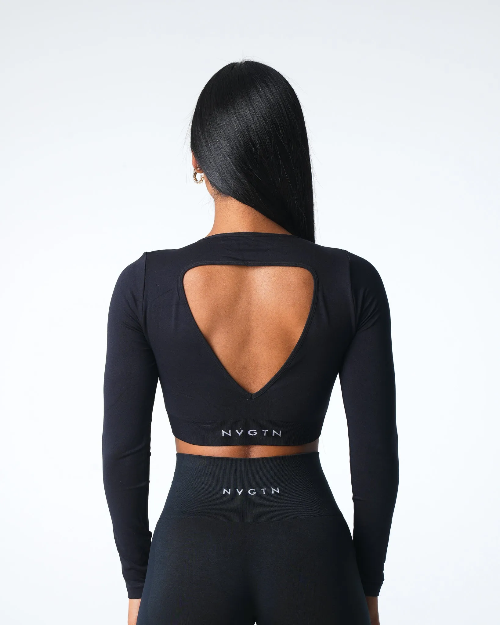 Black Journey Long Sleeve Seamless Bra Top