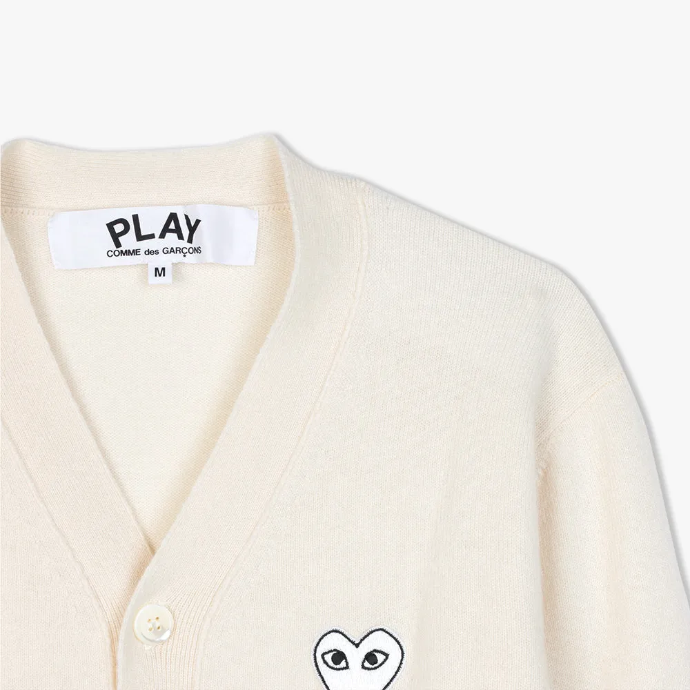 COMME des GARÇONS PLAY White Heart Cardigan / Natural