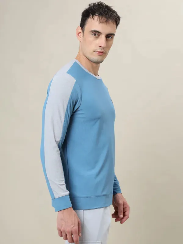 Men Colorblock Slim Fit Crew Neck T-shirt with MATPIQ